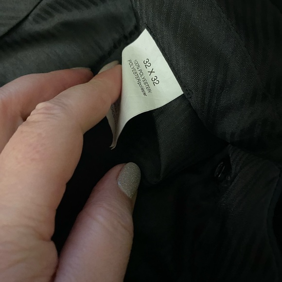 Haggar suite ( 2 pieces ) men’s classic. Looks like new. - Picture 8 of 15